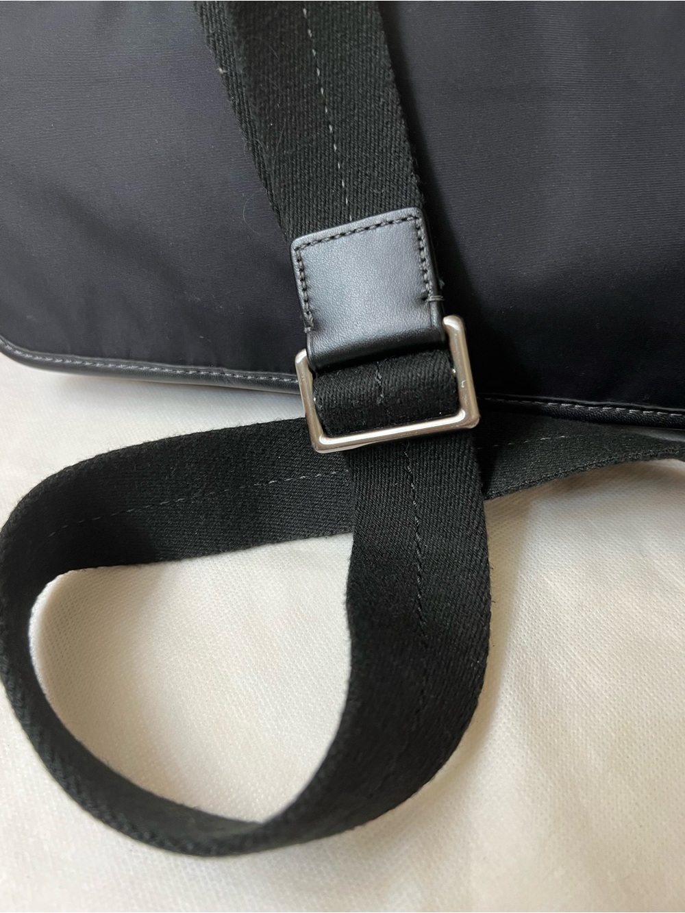 Coach Large Unisex Messenger Bag EUC - Picture 12 of 16